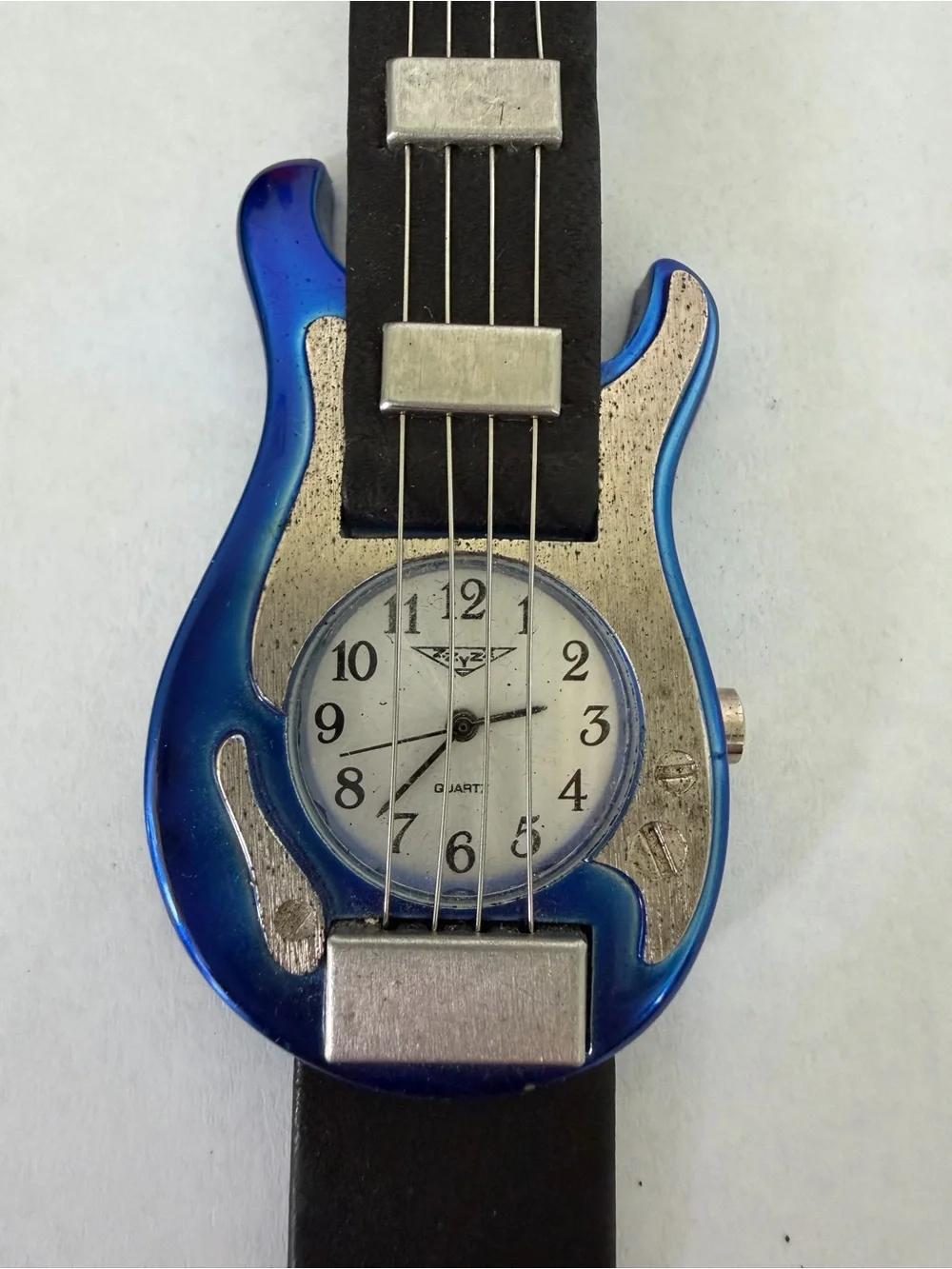 Vintage 2001 ZQ original Blue Guitar-Shaped Quartz Watch Japan Movt